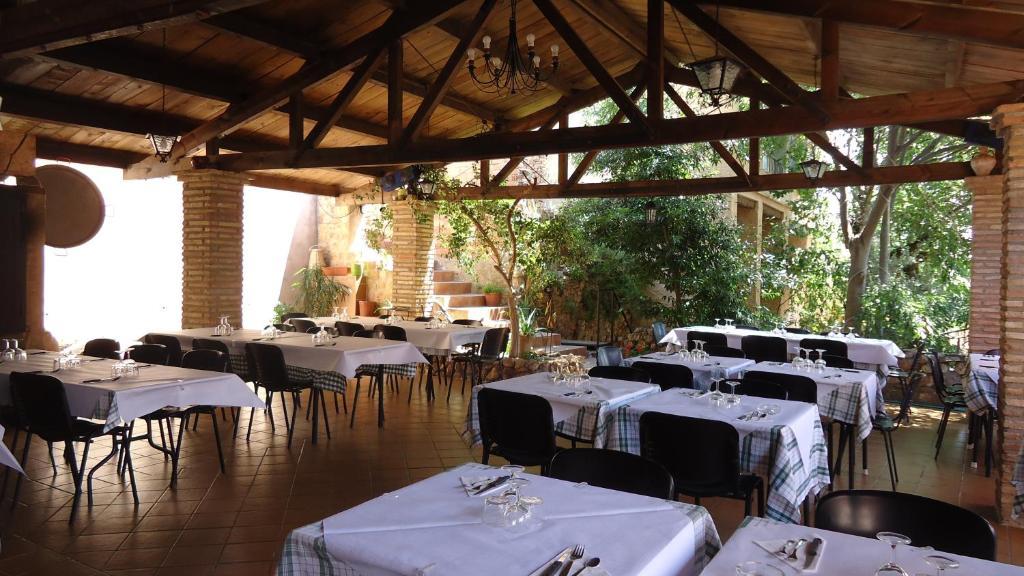 אלקויזר Hostal Narbona מראה חיצוני תמונה