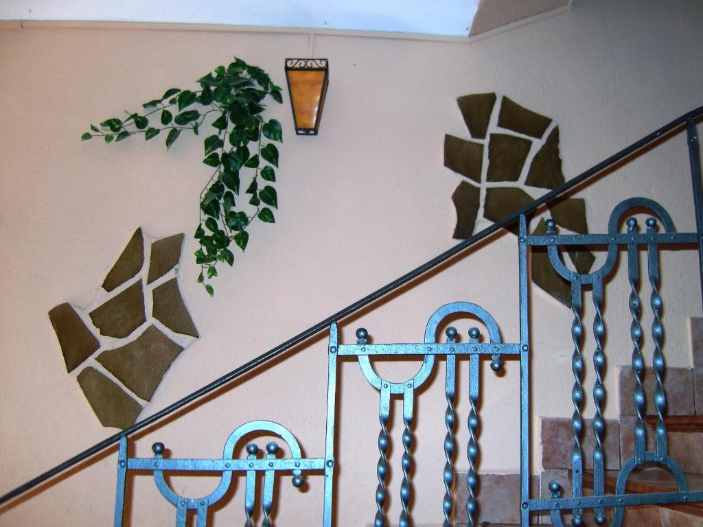 אלקויזר Hostal Narbona מראה חיצוני תמונה